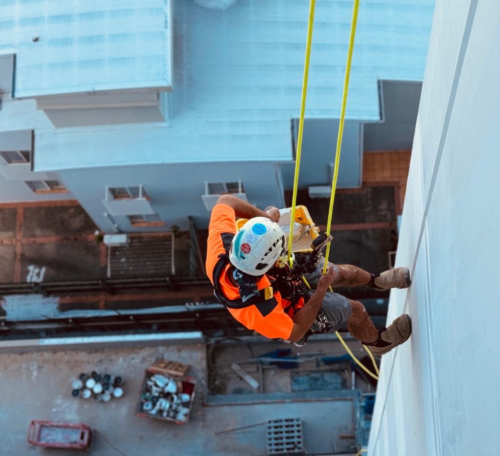 Essential Safety Measures in Rope Access Work for High-Rise Projects