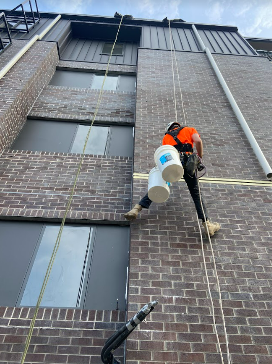 Why Rope Access Makes Sense in Canberra